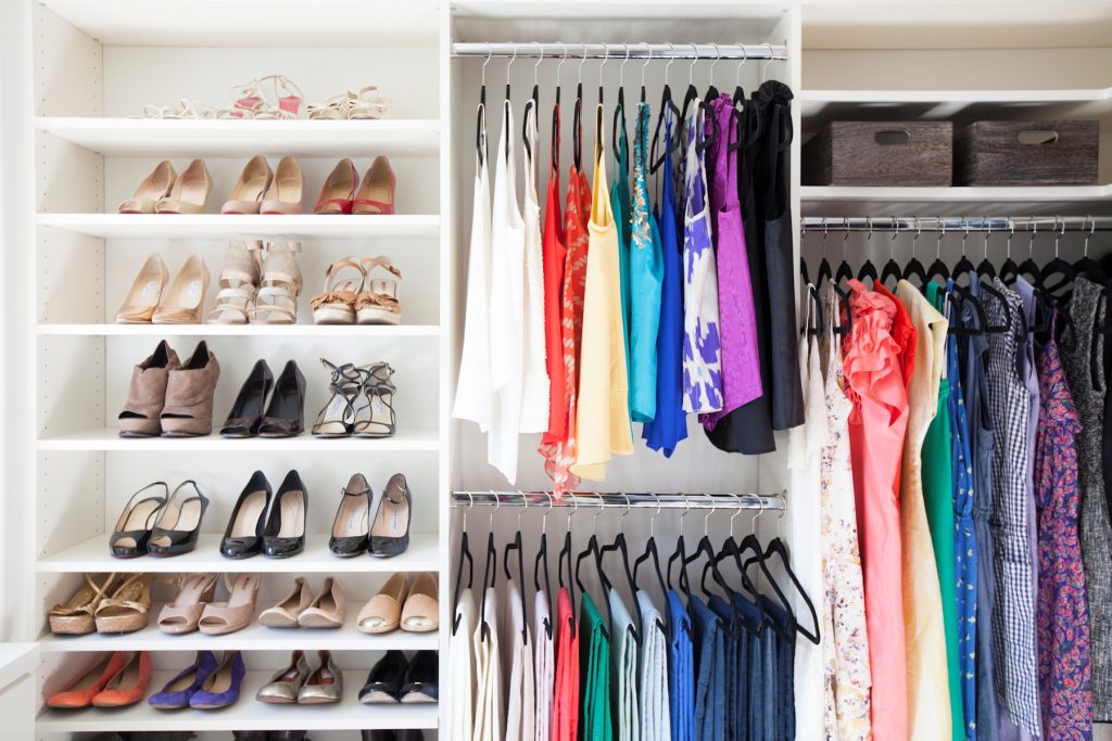 Tips para tener un closet ordenado | Ciclón Ecuador